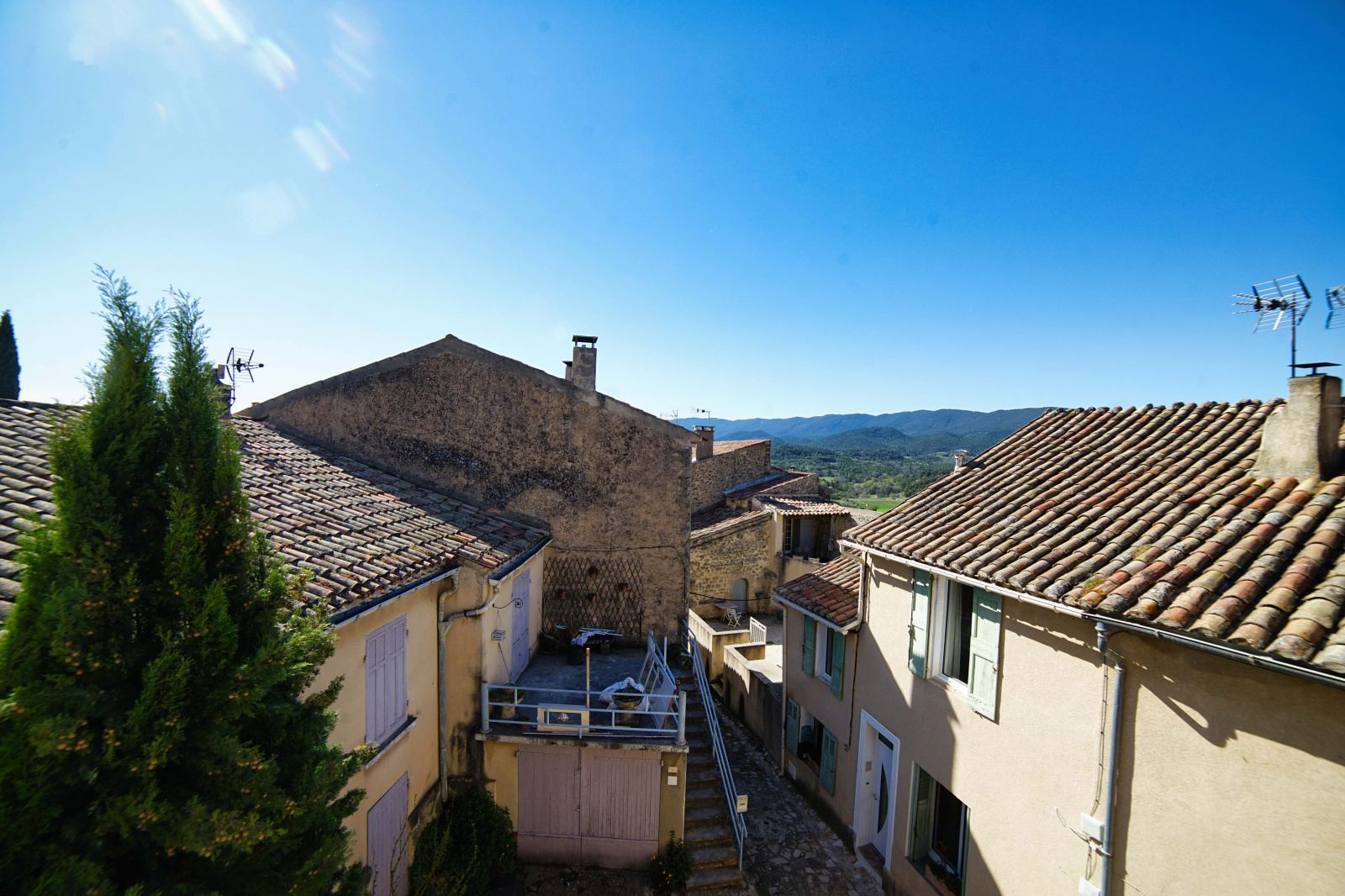 Image_, Maison de village, Grambois, ref :3478